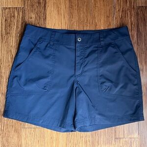 Columbia Shorts Womens Size 12 Omni Shield Advanced Repellency Shorts Blue Gray